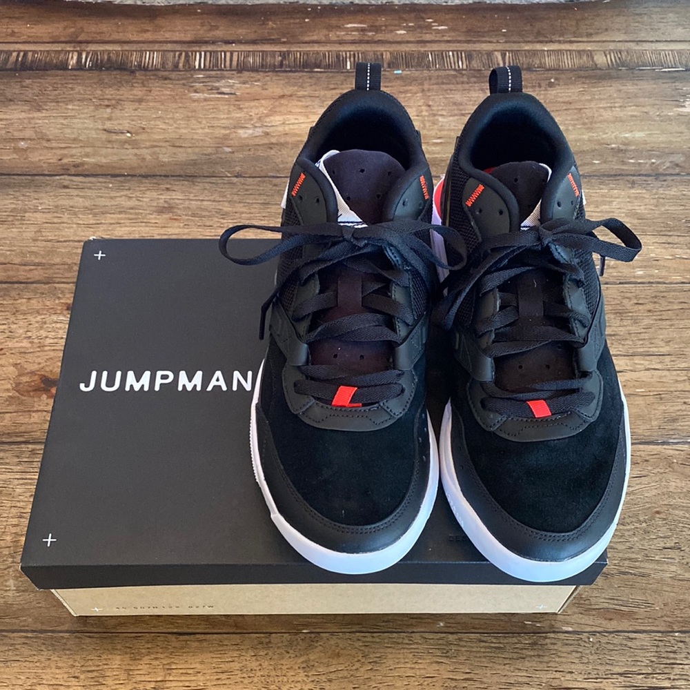 BNWT Air Jordan Black Sneakers